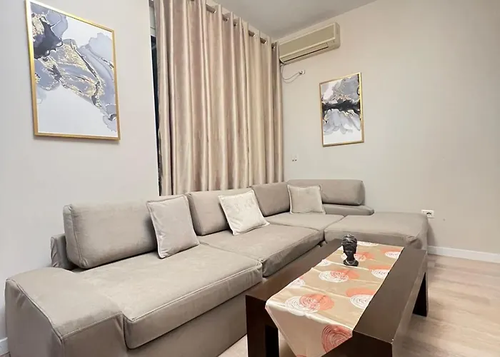 Apartament Urban Oasis Center Tirana